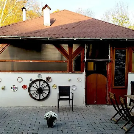 Tassi Halaszcsarda-harcsa Haz