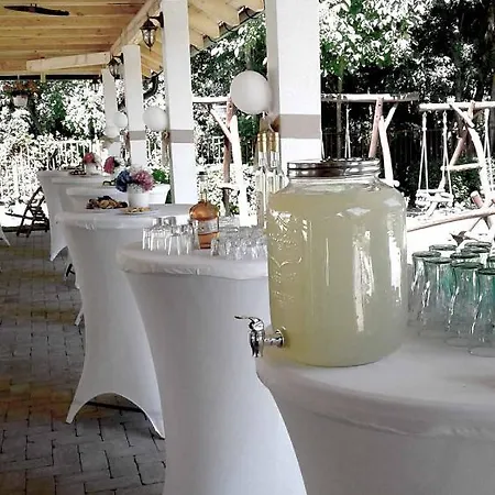 Tassi Halaszcsarda-harcsa Haz アパート