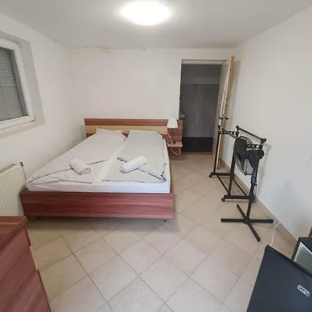 Tassi Halaszcsarda-harcsa Haz